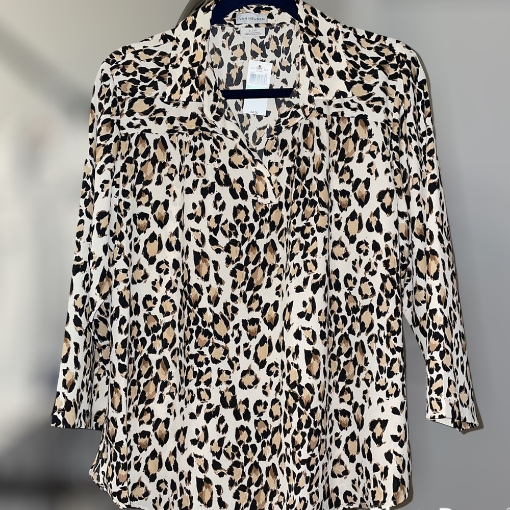 NWT Leopard print top
